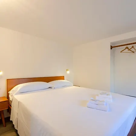 Castelli's Apartmetnts Fico 1 公寓